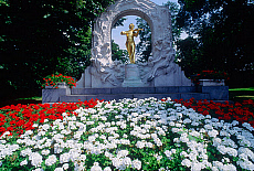 2001-244152-01
&copy; SIME