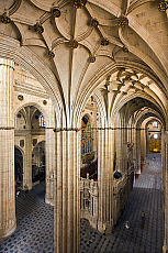2001-279648-01
&copy; SIME