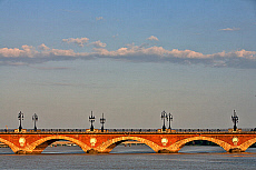 2001-279763-01
&copy; SIME