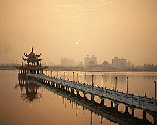 eStockPhoto Lotus Lake Travel Photos