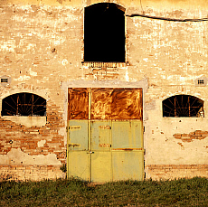 eStockPhoto Black Gate Travel Photos